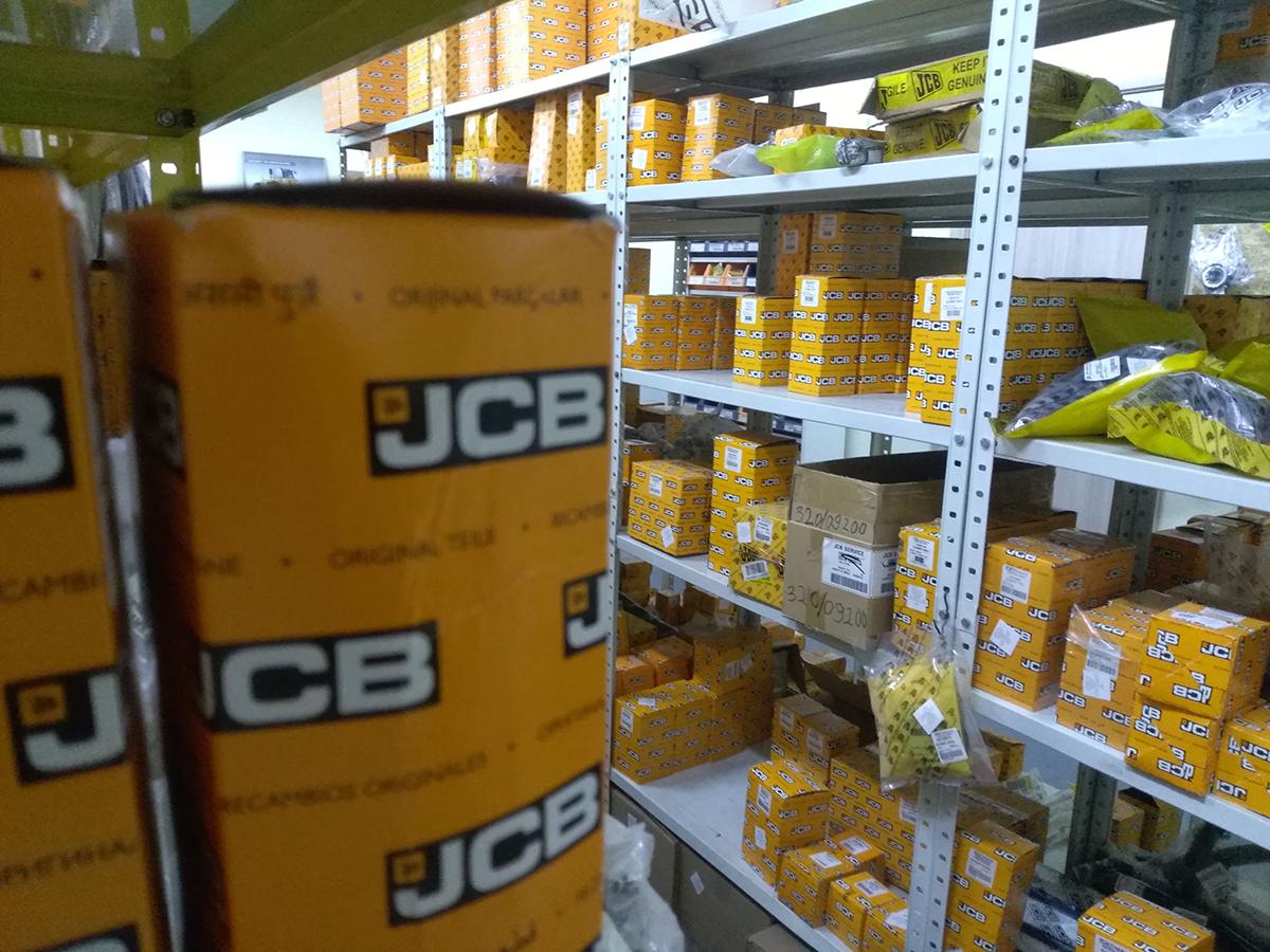 Premier AS lager JCB originalnih rezervnih delova Novi Sad